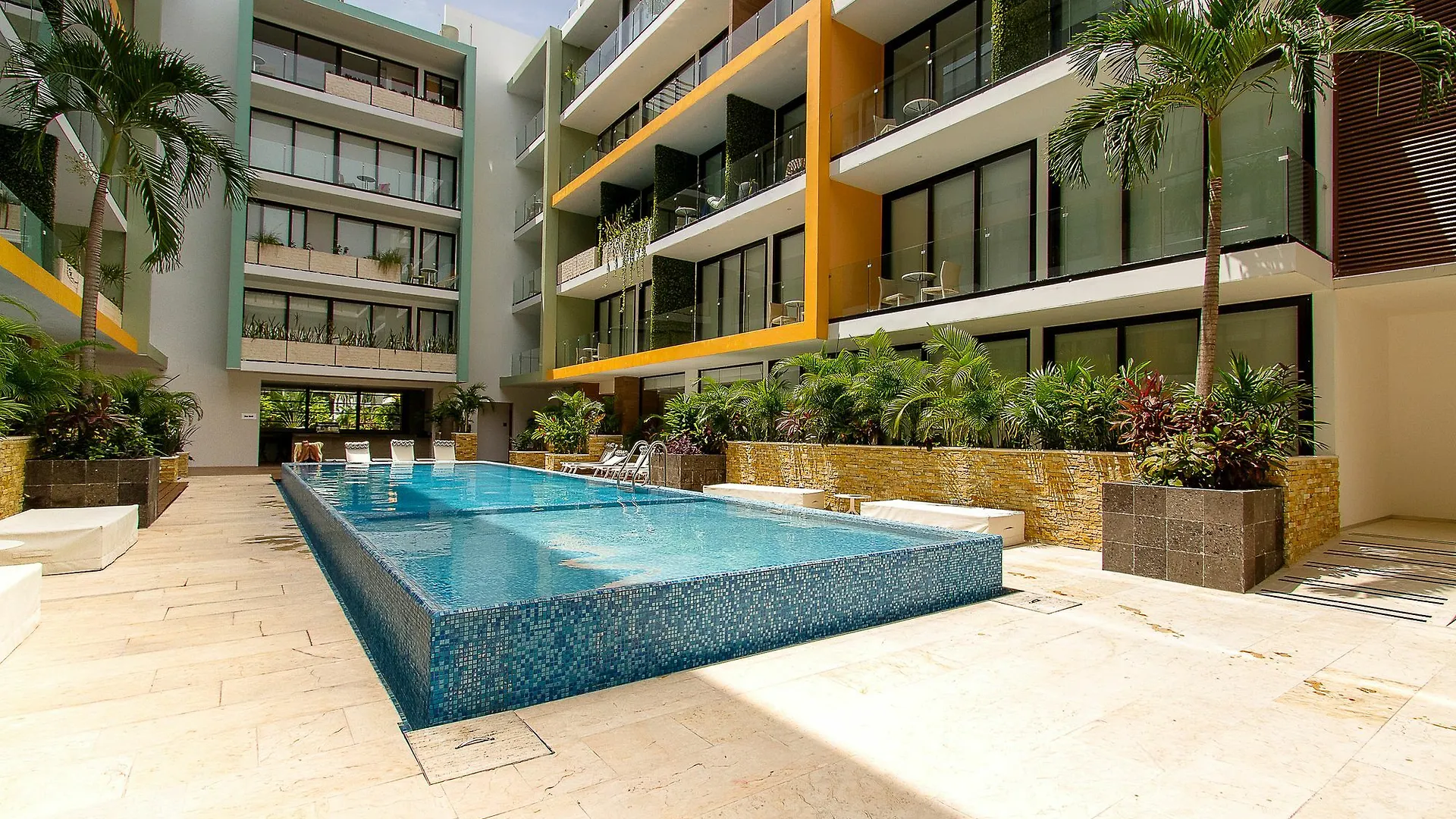 The City 1221 By Imexico Playa del Carmen